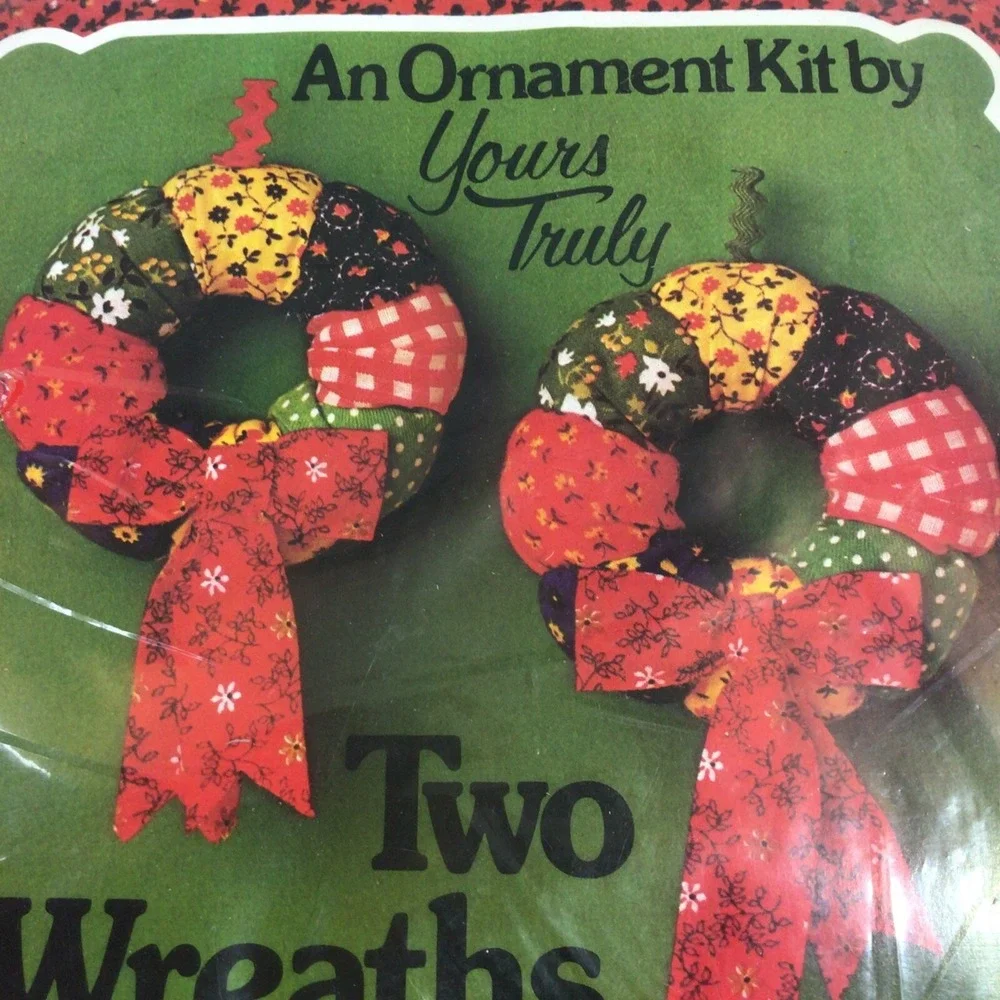 An Ornament Kit By Yours Truly Two‎ Wreaths 1978 Vintage Craft Kit